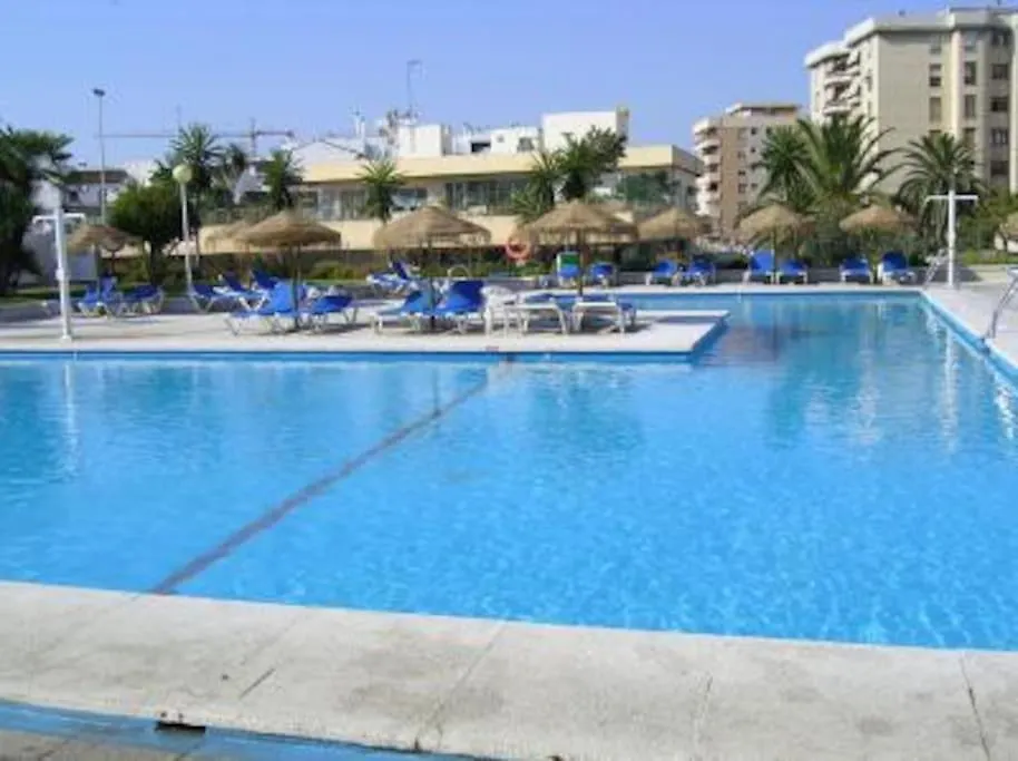 Apartment Estudio De 70 Mts Para 2 Personas En La Nogalera With Terrace Sea Views Torremolinos Spain